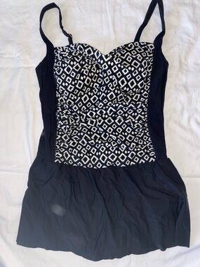Black & White Patterned Swimdress